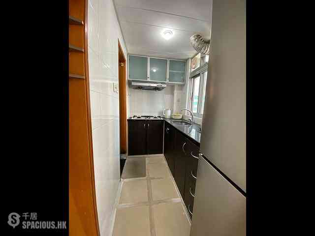 Sai Ying Pun - Sing Fai Building 04