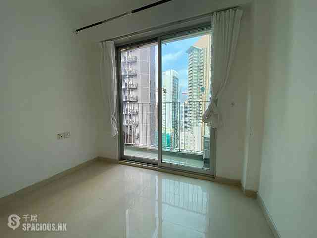 Sai Ying Pun - Sing Fai Building 01