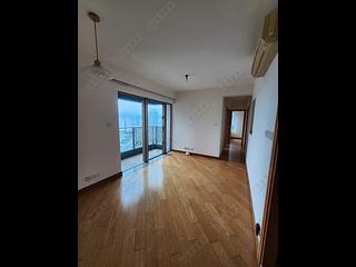 Tai Kok Tsui - Harbour Green Tower 5 08