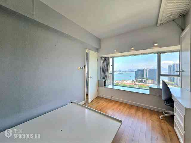 Tung Chung - Coastal Skyline 16