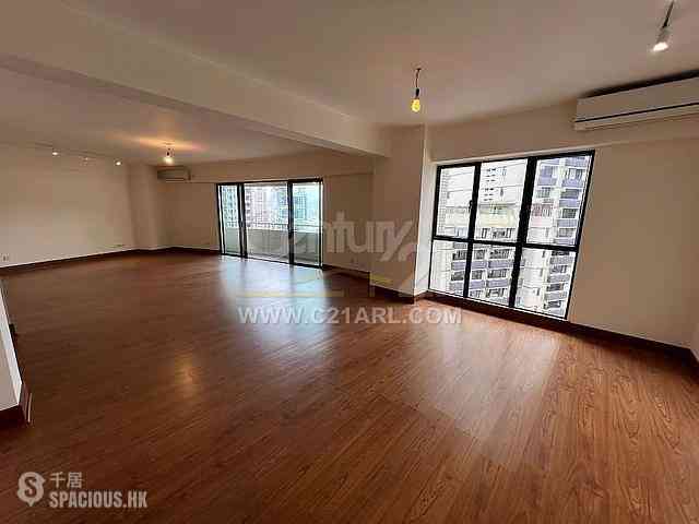 Mid Levels Central - Visalia Garden 02