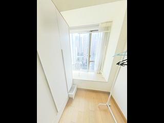 Sai Ying Pun - Island Crest Block 1 07