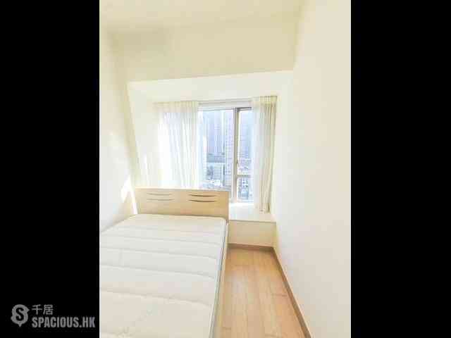 Sai Ying Pun - Island Crest Block 1 06