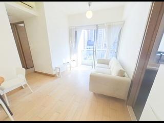 Sai Ying Pun - Island Crest Block 1 02