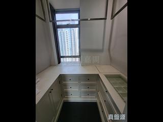 Tai Kok Tsui - One Silversea Tower 5 06