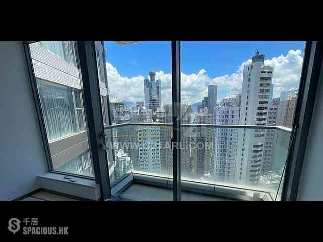 Sai Ying Pun - The Summa Block 1 01
