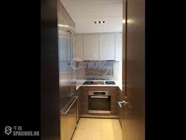 Sai Ying Pun - The Summa Block 1 05