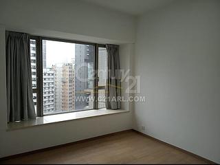 Sai Ying Pun - The Summa Block 1 06