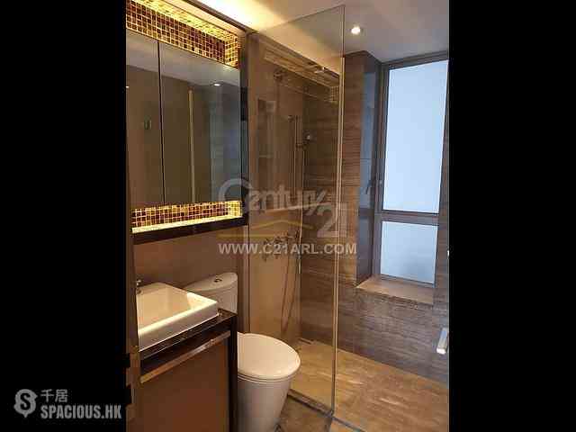 Sai Ying Pun - The Summa Block 1 08