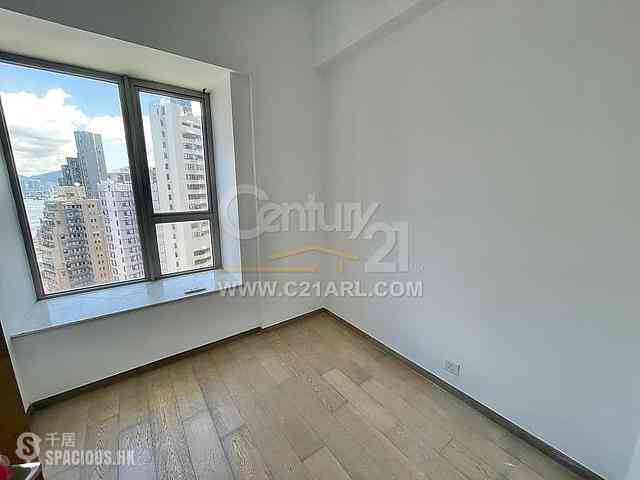 Sai Ying Pun - The Summa Block 1 09