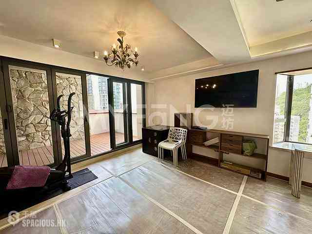 Tai Hang - Jolly Villa 06