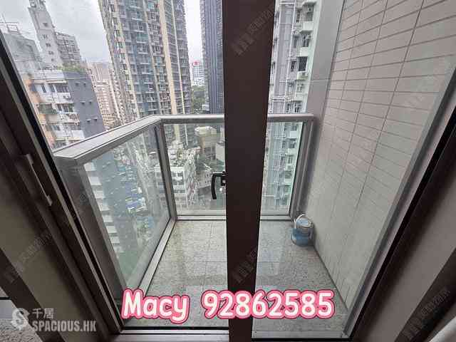 Wan Chai - The Avenue Phase 2 07