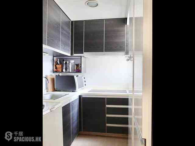 Sai Wan Ho - Hoi Ching Mansion 06