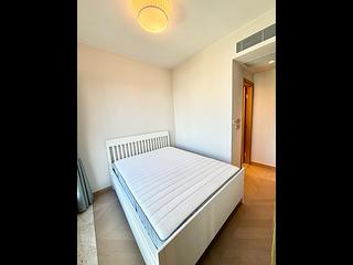 Mid Levels Central - 22A, Kennedy Road 04