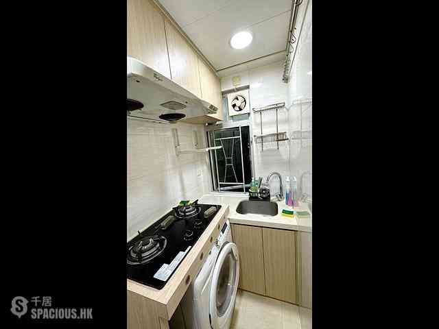 Sai Wan Ho - Bellevue (Belleve) Court Block A 04