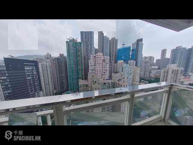 Soho - Centrestage 02