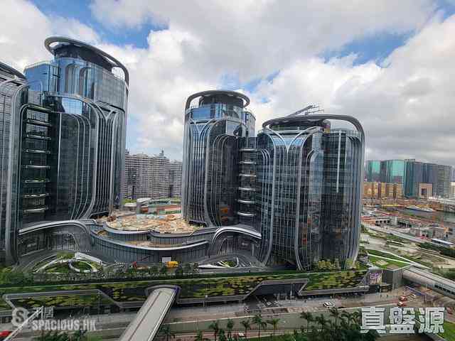 West Kowloon - The Waterfront 03