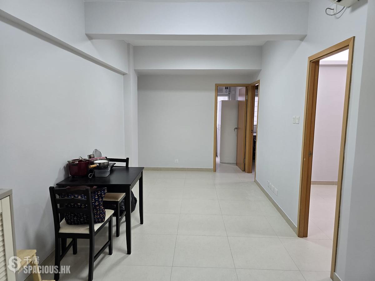 Wan Chai - Wing Cheong Building 01