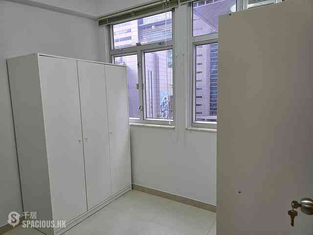 Wan Chai - Wing Cheong Building 04