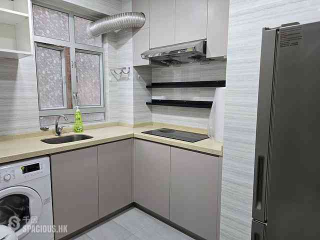 Wan Chai - Wing Cheong Building 07