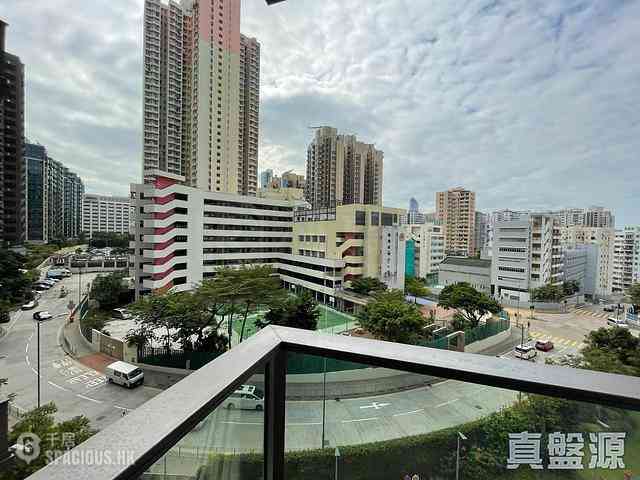 Ho Man Tin - Mantin Heights 01