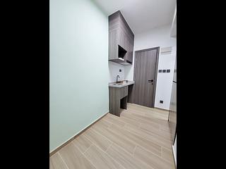 North Point - Pak Fuk Building 02