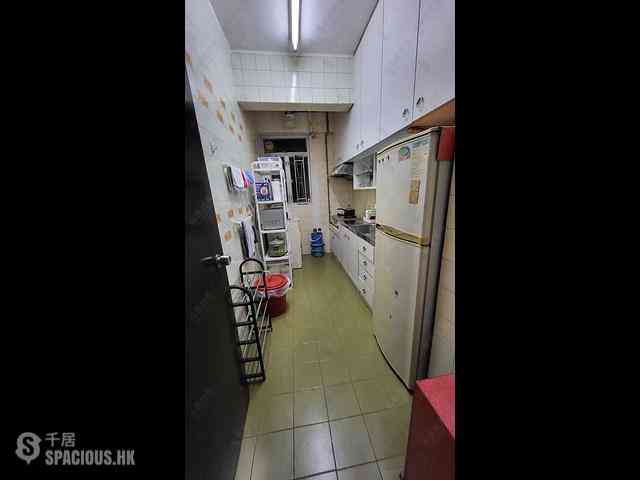 Sai Ying Pun - Kingsfield Tower 08