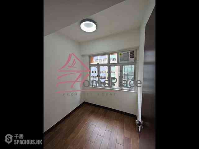 Sheung Wan - Shing Wan Building 06