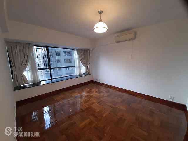 Mid Levels Central - The Grand Panorama Block 2 01