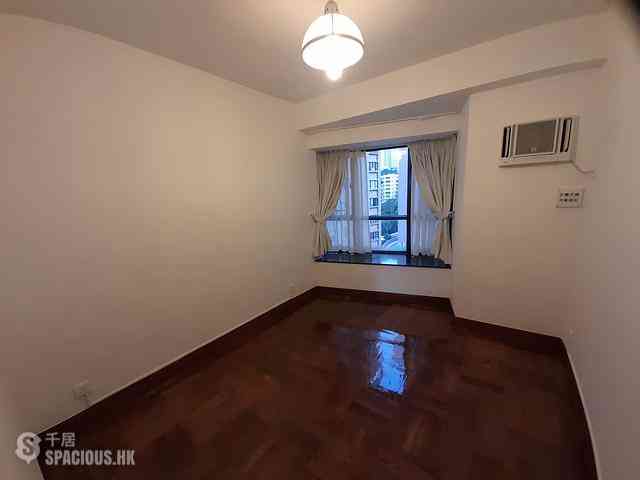 Mid Levels Central - The Grand Panorama Block 2 05