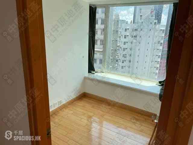 Sai Ying Pun - Reading Place 10