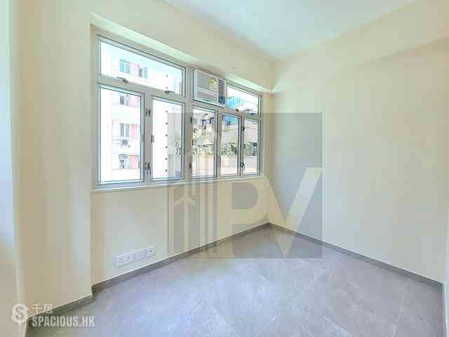 Wan Chai - Johnston Building 02