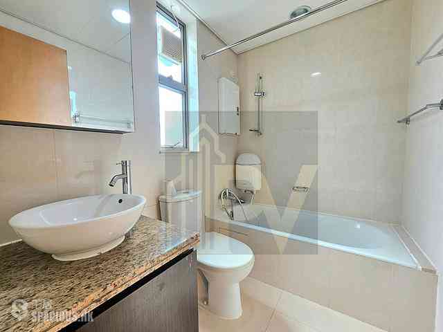 Wan Chai - The Zenith 05