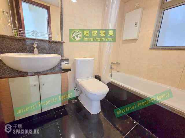 Kennedy Town - The Merton Tower 3 09