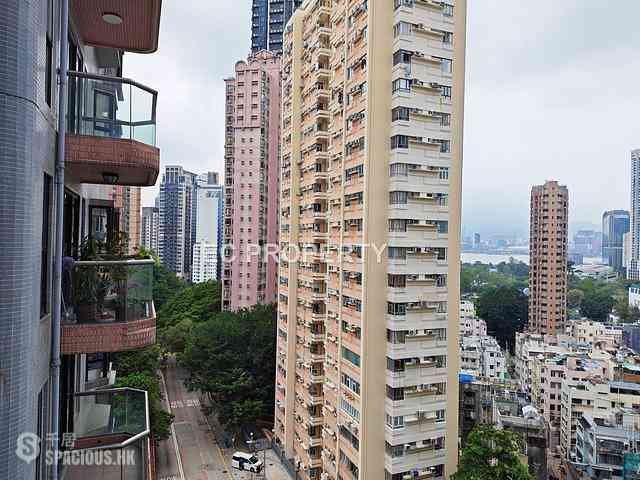 Tai Hang - Jolly Villa 01