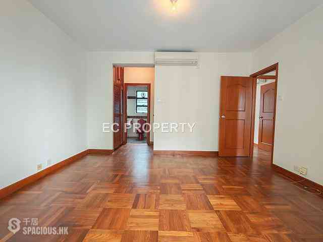 Tai Hang - Jolly Villa 09