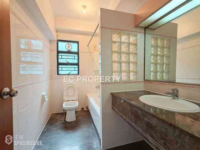 Tai Hang - Jolly Villa 12