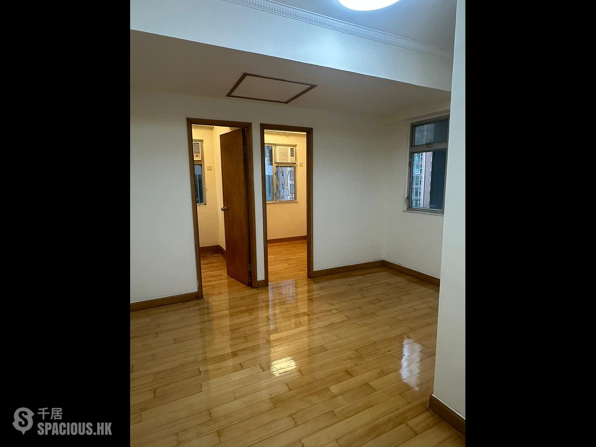 North Point - Han Palace Building 01