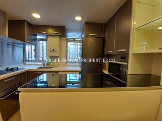 Sai Ying Pun - Golden Phoenix Court 03