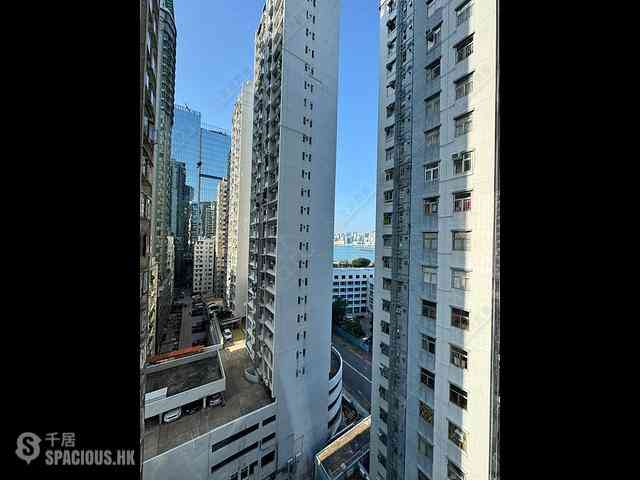 Quarry Bay - Finnie 01