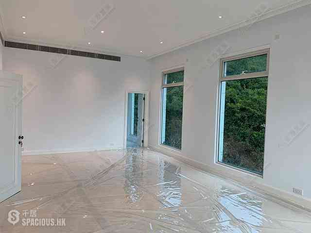 Repulse Bay - 110, Repulse Bay Road 06