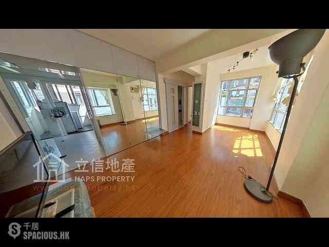 Mid Levels Central - Woodlands Court 02