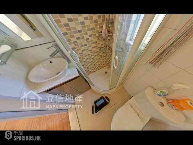 Mid Levels Central - Woodlands Court 03