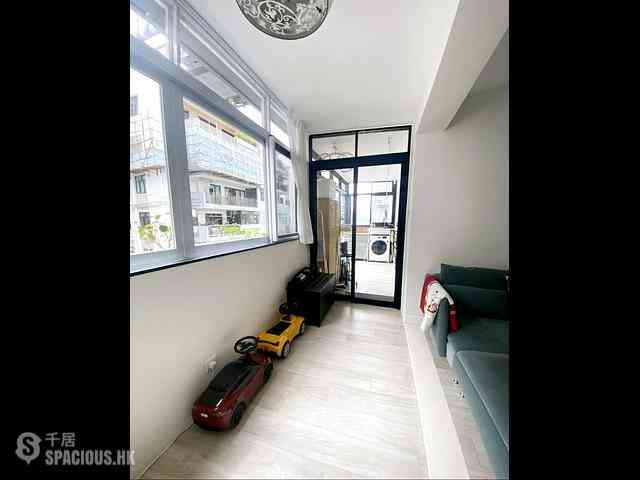 Causeway Bay - Clarke Mansion 05