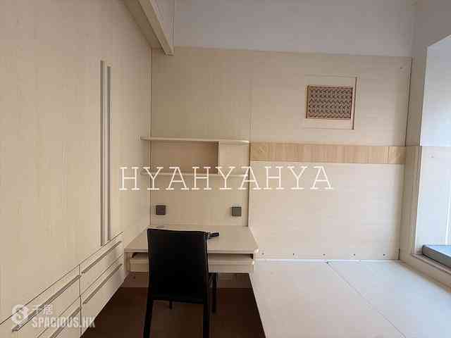 Sai Ying Pun - Island Crest 04