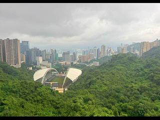 Happy Valley - Jardine's Lookout Garden Mansion Block B 02