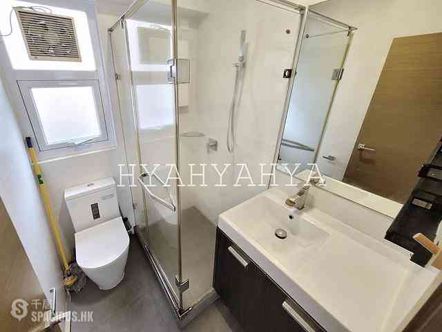 Mid Levels Central - Ying Fai Court 08