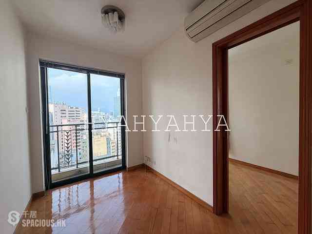 Sheung Wan - Medal Court 01