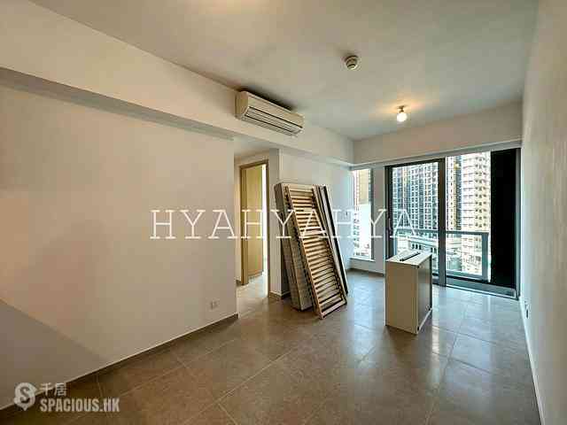 Sai Ying Pun - No.8 Hing Hon Road (Resiglow-Bonham) 01
