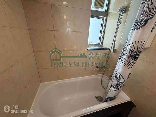 Kennedy Town - The Merton Tower 2 09